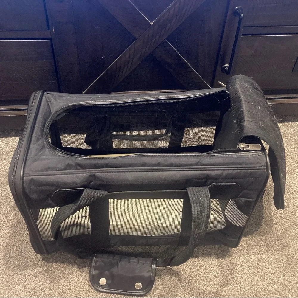 Black Sherpa Original Deluxe Airline-Approved Dog & Cat Carrier Bag SZ M EUC